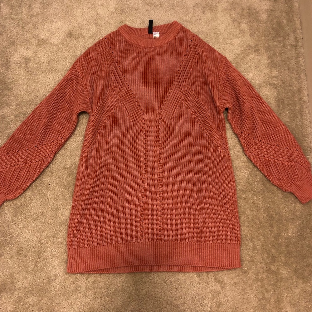 H&M sweater - Picture 2 of 2